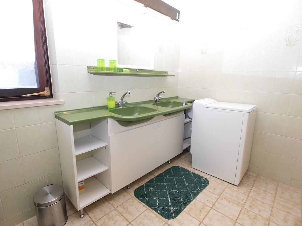 Apartments Dvorine 1210 Banjole Dış mekan fotoğraf