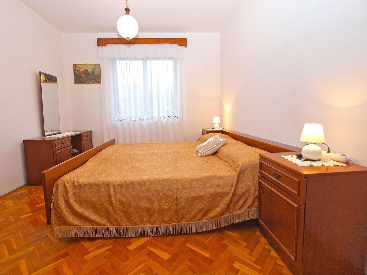 Apartments Dvorine 1210 Banjole Dış mekan fotoğraf