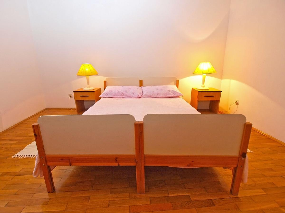 Apartments Dvorine 1210 Banjole Dış mekan fotoğraf