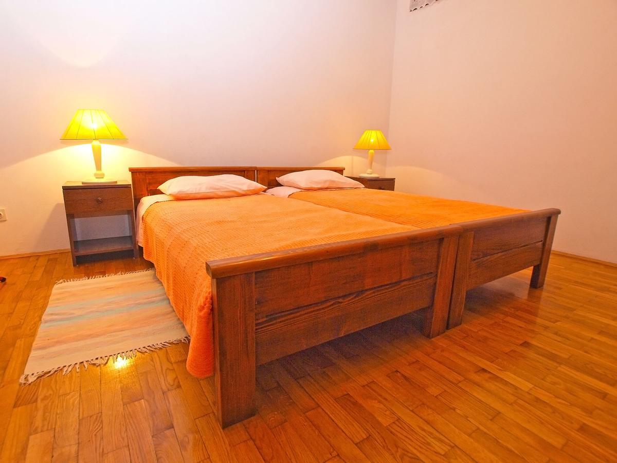Apartments Dvorine 1210 Banjole Dış mekan fotoğraf